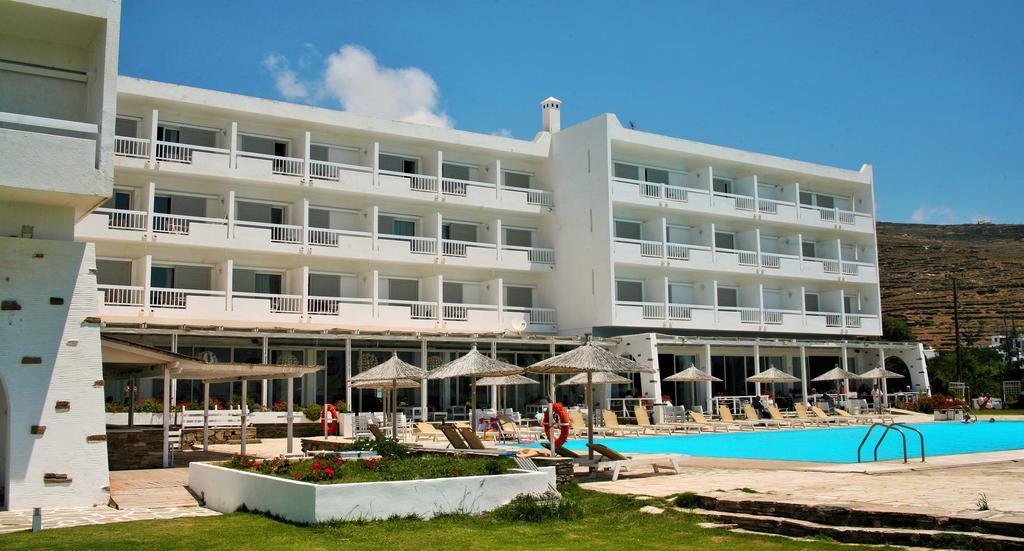 Tinos Beach Hotel מראה חיצוני תמונה